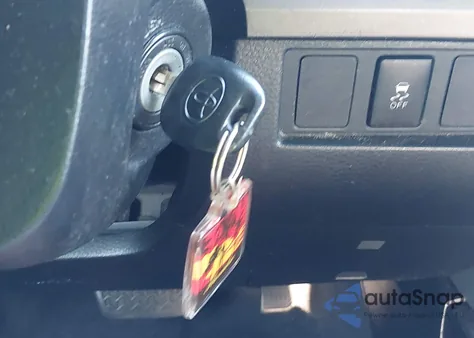 2014 Toyota Tundra Sr 4.6L V8/Sr5 4.6L V8 z USA, uszkodzony, nr VIN 5TFRM5F11EX070047